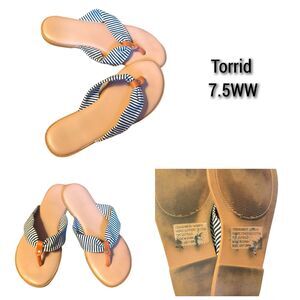 Torrid size‎ 7.5ww flip flop sandals striped